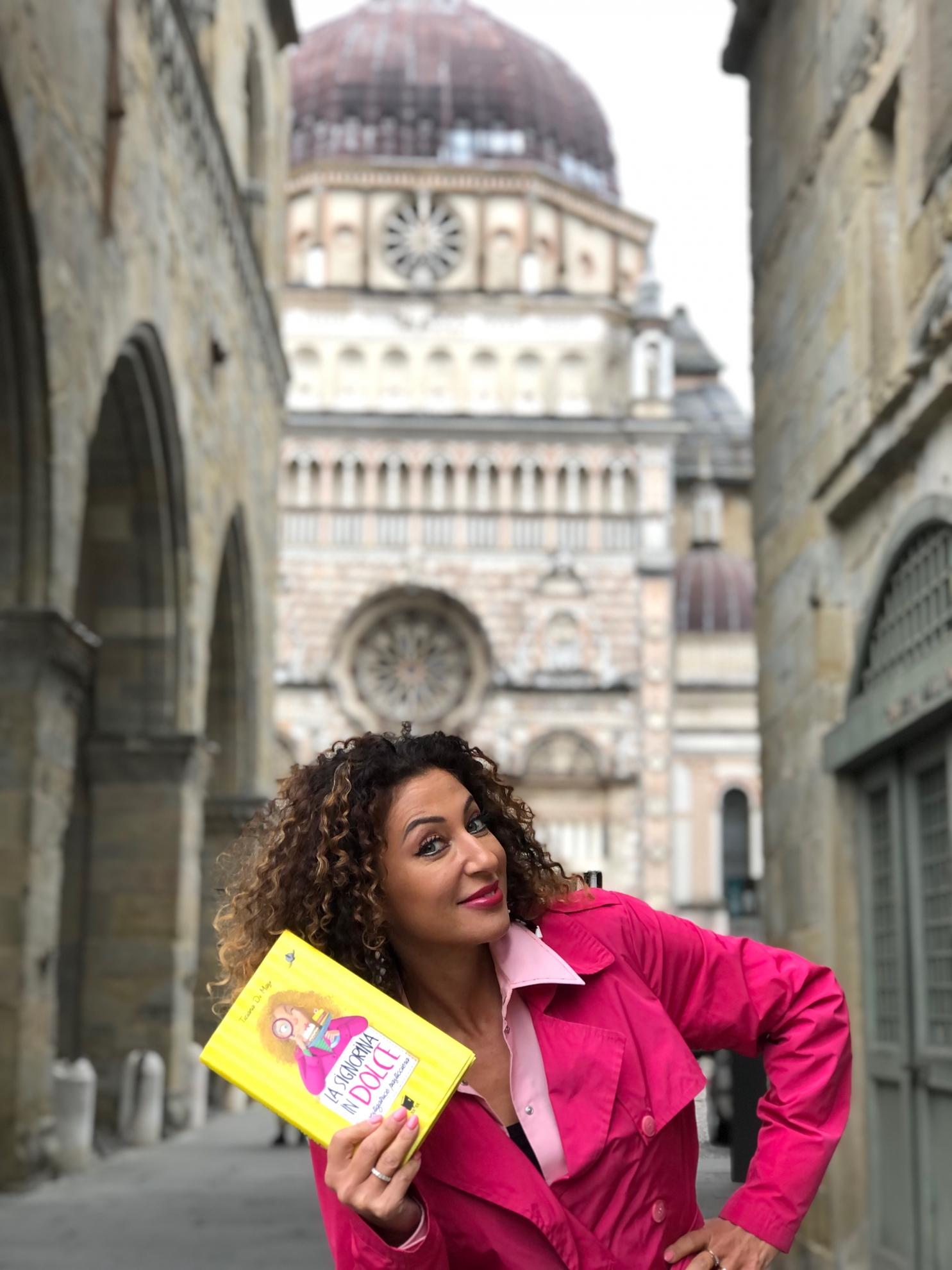 LA SIGNORINA IN DOLCE ALLA PASTICCERIA CAVOUR DI BERGAMO!