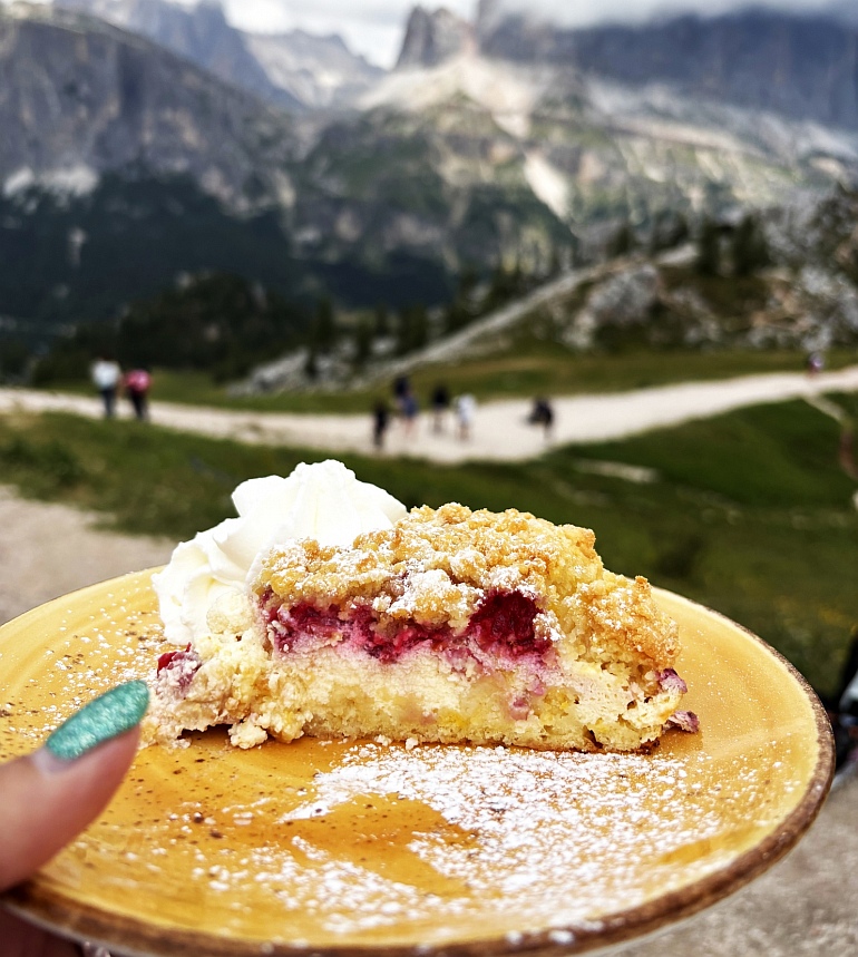 DOLCEZZE SULLE DOLOMITI